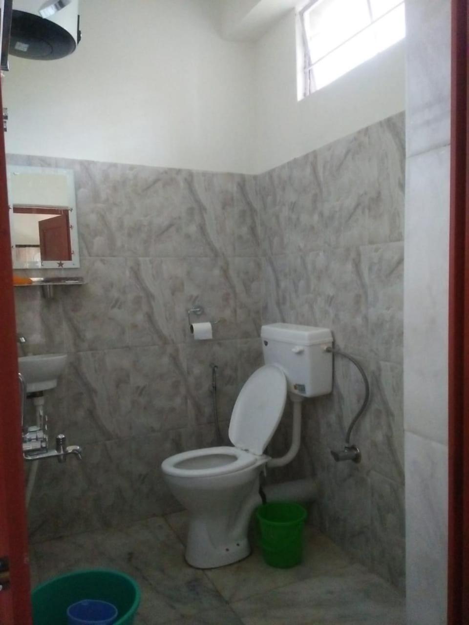 Pine Tree Lodge Shillong Exterior foto